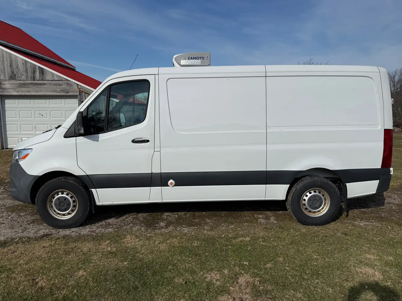 Mercedes-Benz Sprinter снимка Mercedes-Benz Sprinter