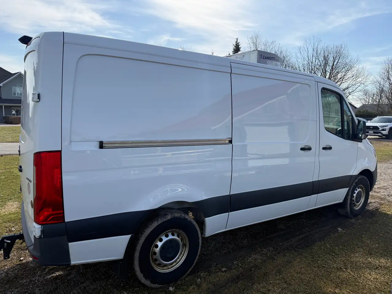 Mercedes-Benz Sprinter снимка Mercedes-Benz Sprinter
