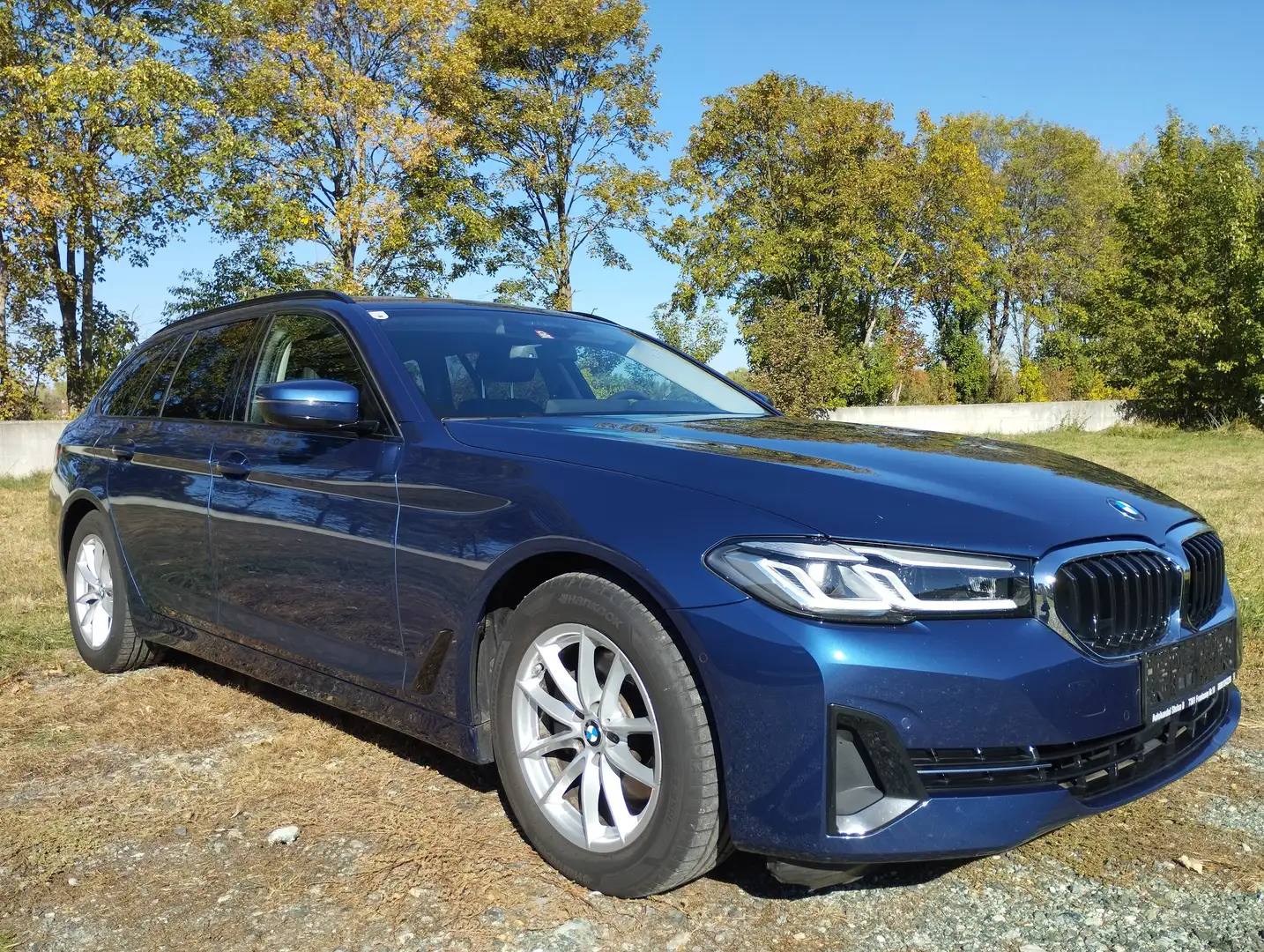 BMW 520 520 d ACC,Anhängevorr.E-Sitz Blau - 1
