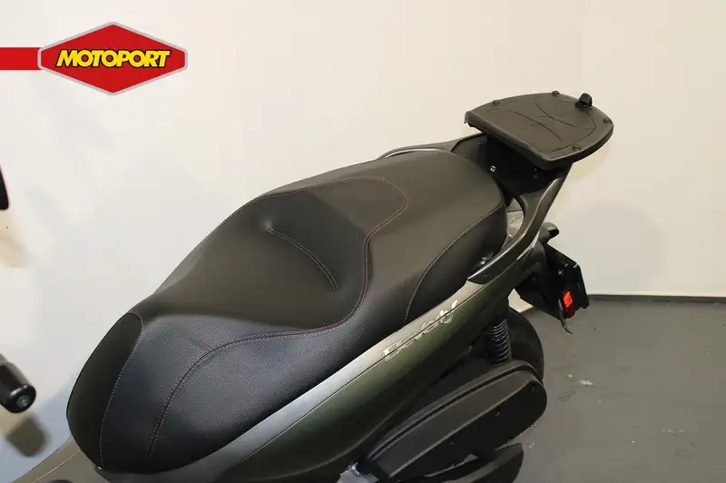 Piaggio Beverly 350 - foto 6