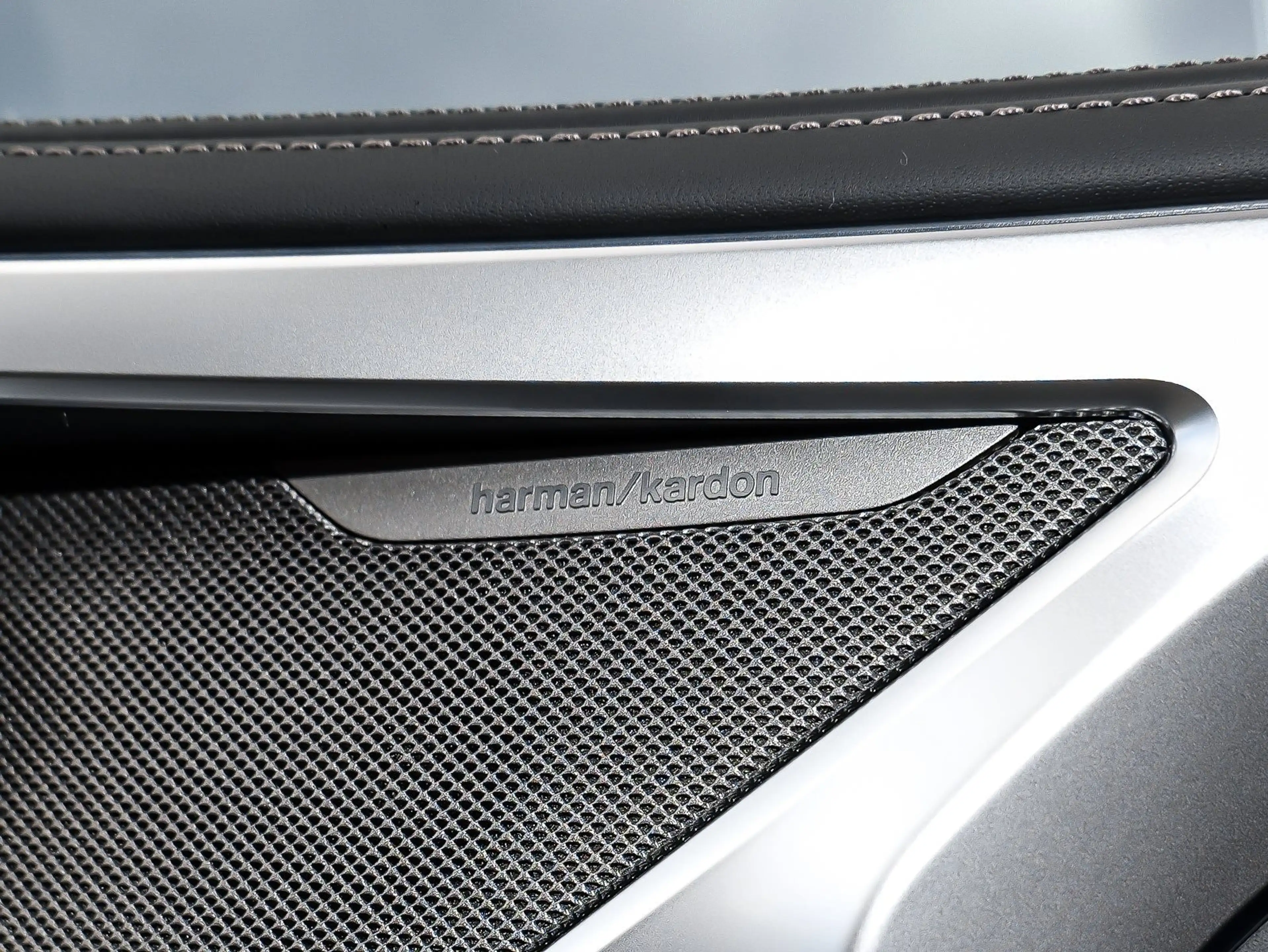 BMW 840 i xDrive Gran Coupé M Sport HUD PANO ACC RFK — photo 13