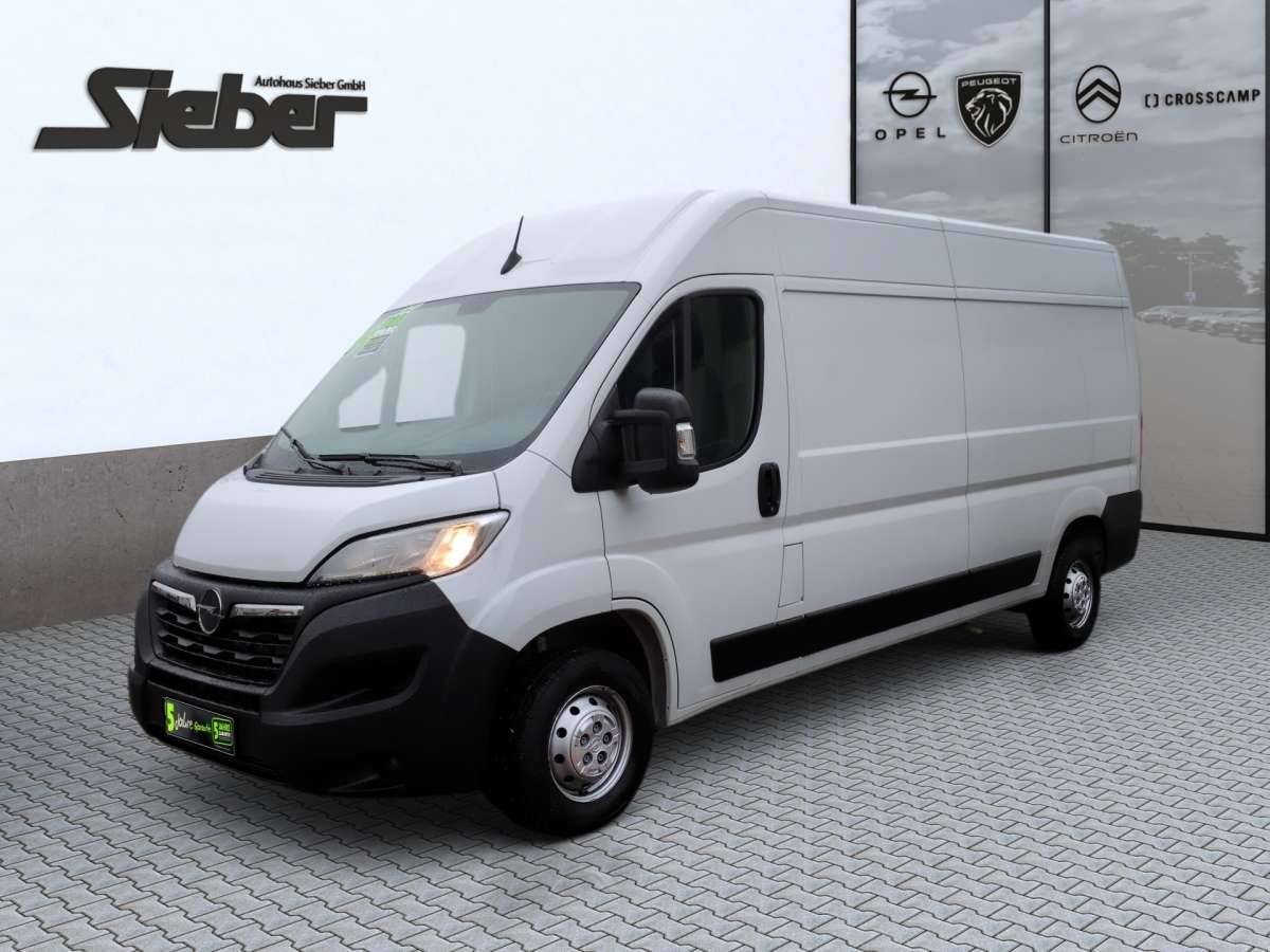 Opel Movano
