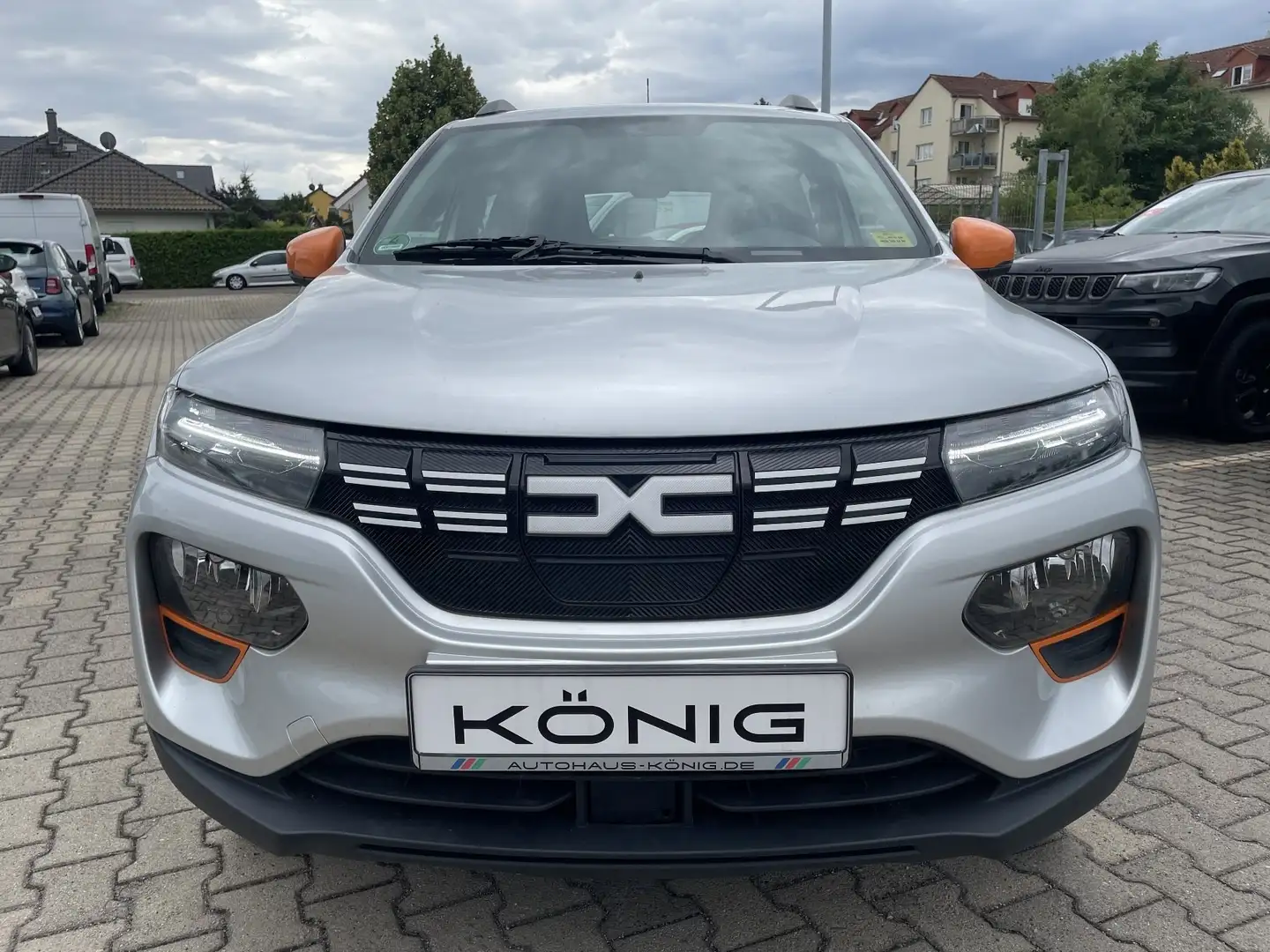 Dacia Spring Electric Essential Grau - 2