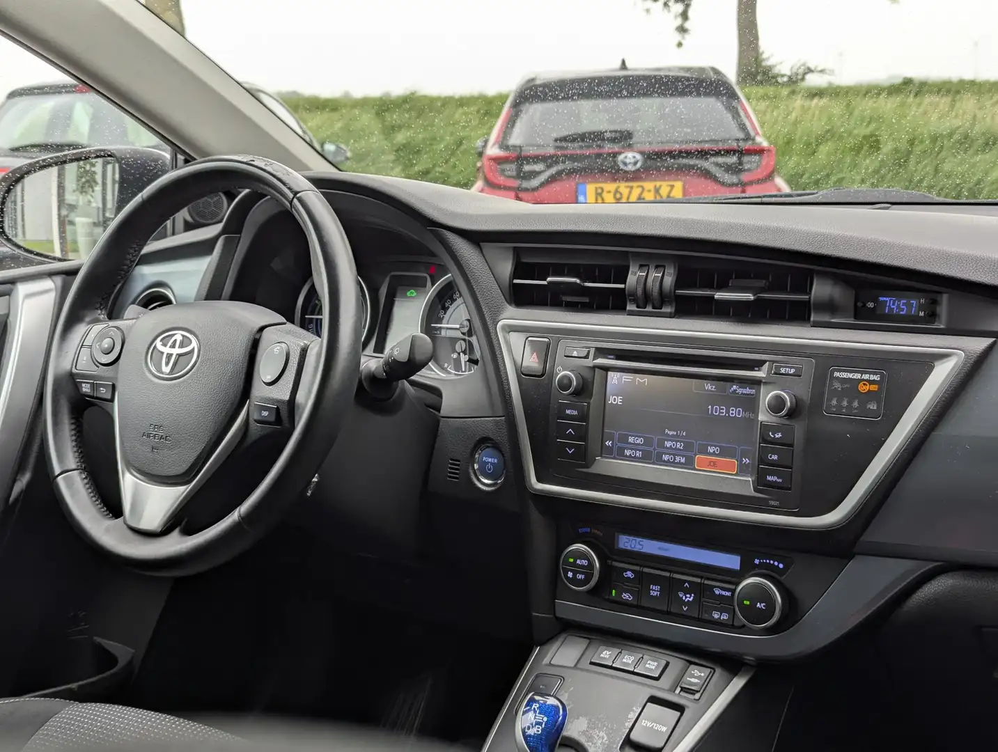 Toyota Auris Touring Sports 1.8 Hybrid Aspiration | Cruise | Cl Wit - 2