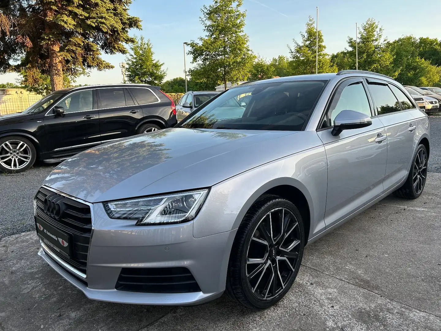Audi A4 Avant 2.0 TDI ,Klimautomatik,Navi,Xenon,PDC Argent - 1