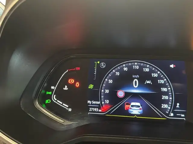 Renault Clio view 8