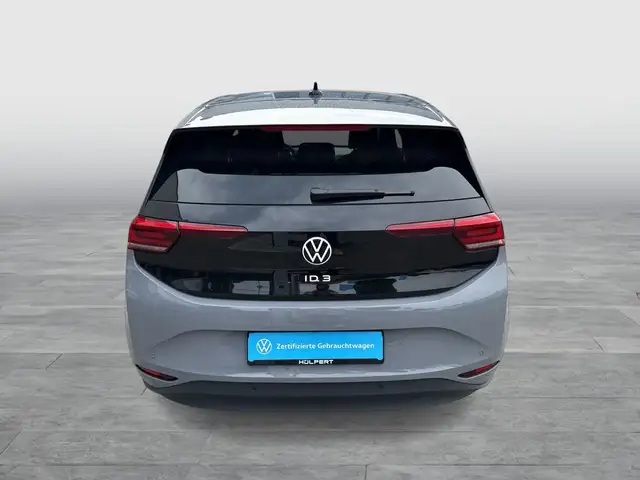 Volkswagen Id.3 view 8