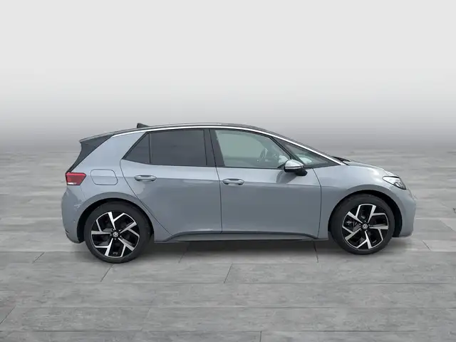 Volkswagen Id.3 view 7