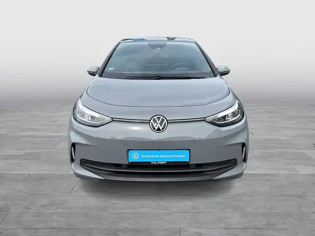 Volkswagen Id.3 view 4