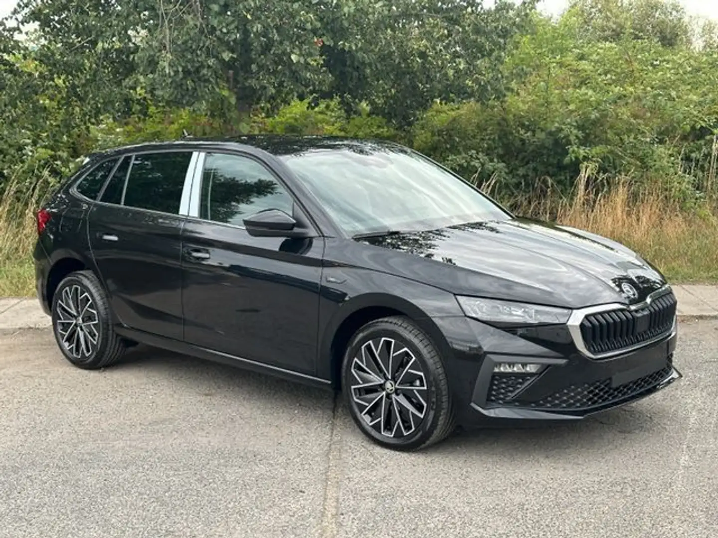 Skoda Scala 1.0 TSI 85kW DSG Edition LED PDC SHZ ACC Negro - 2