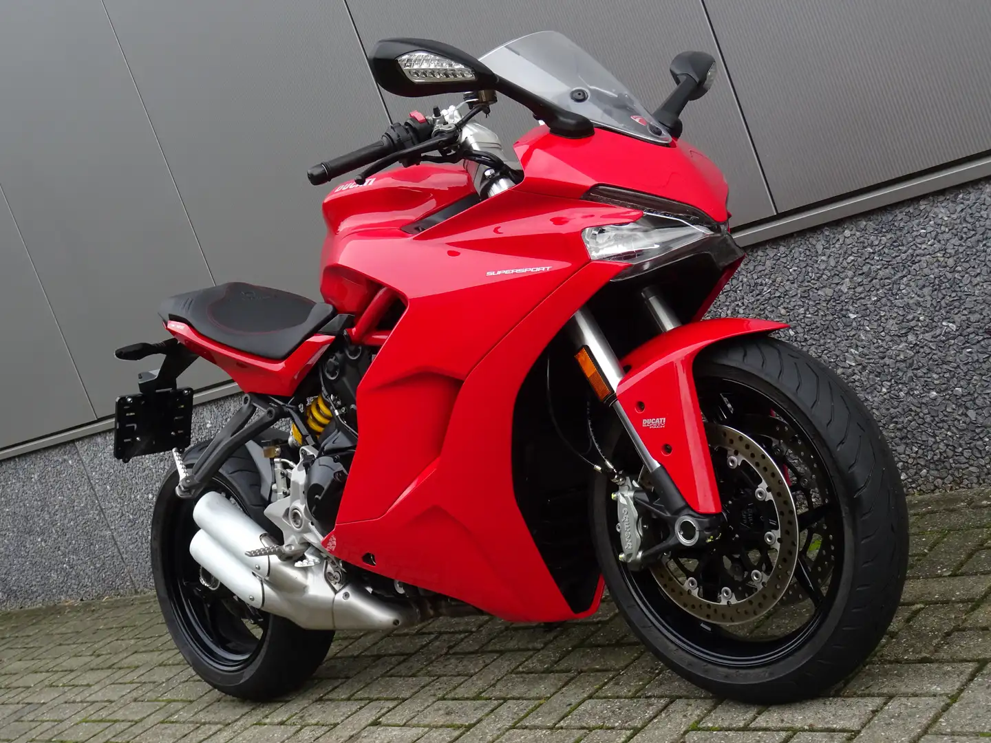 Ducati SuperSport 939 Rood - 2