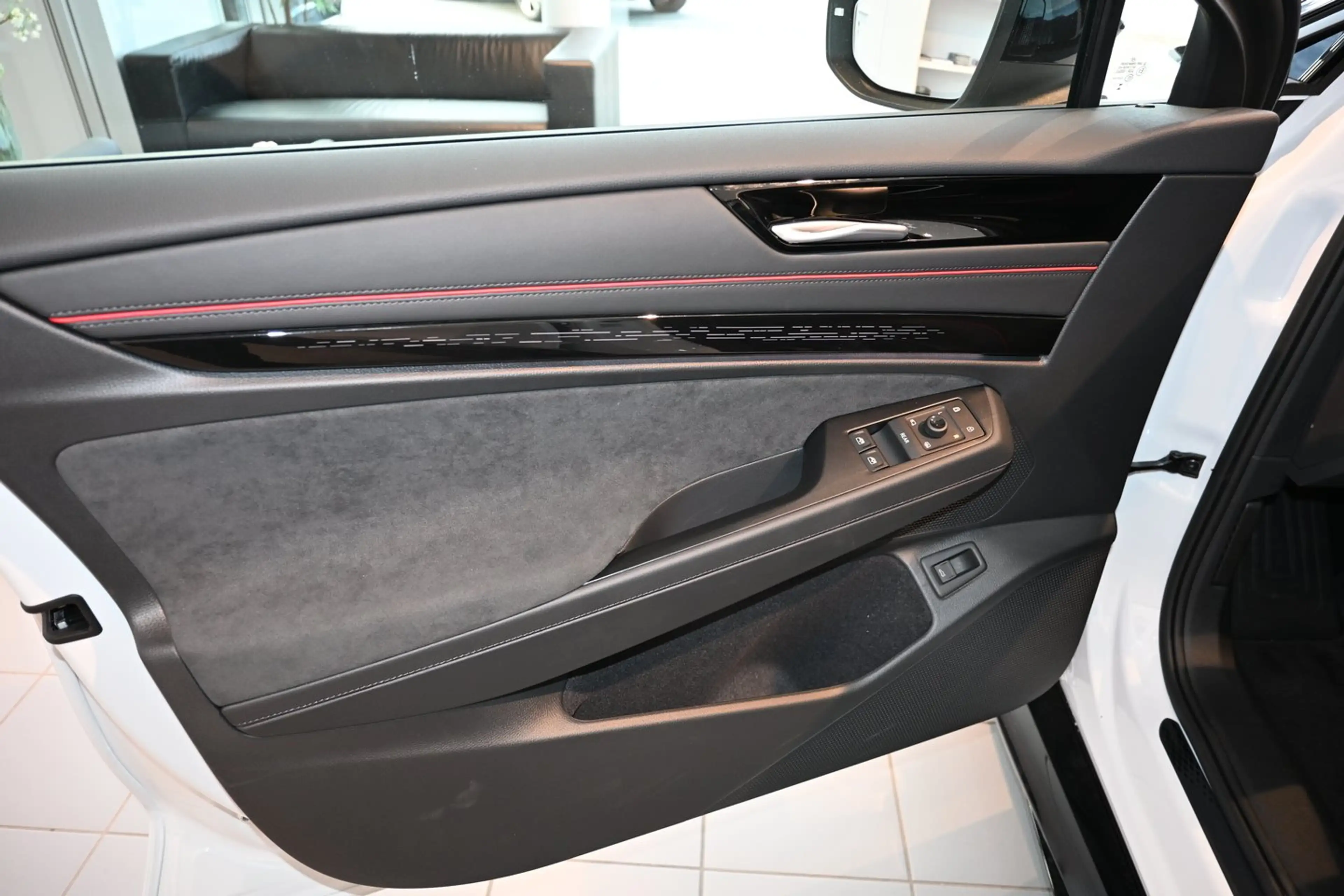 Volkswagen ID.7 Tourer GTX 4MOTION 250kW Business — photo 6