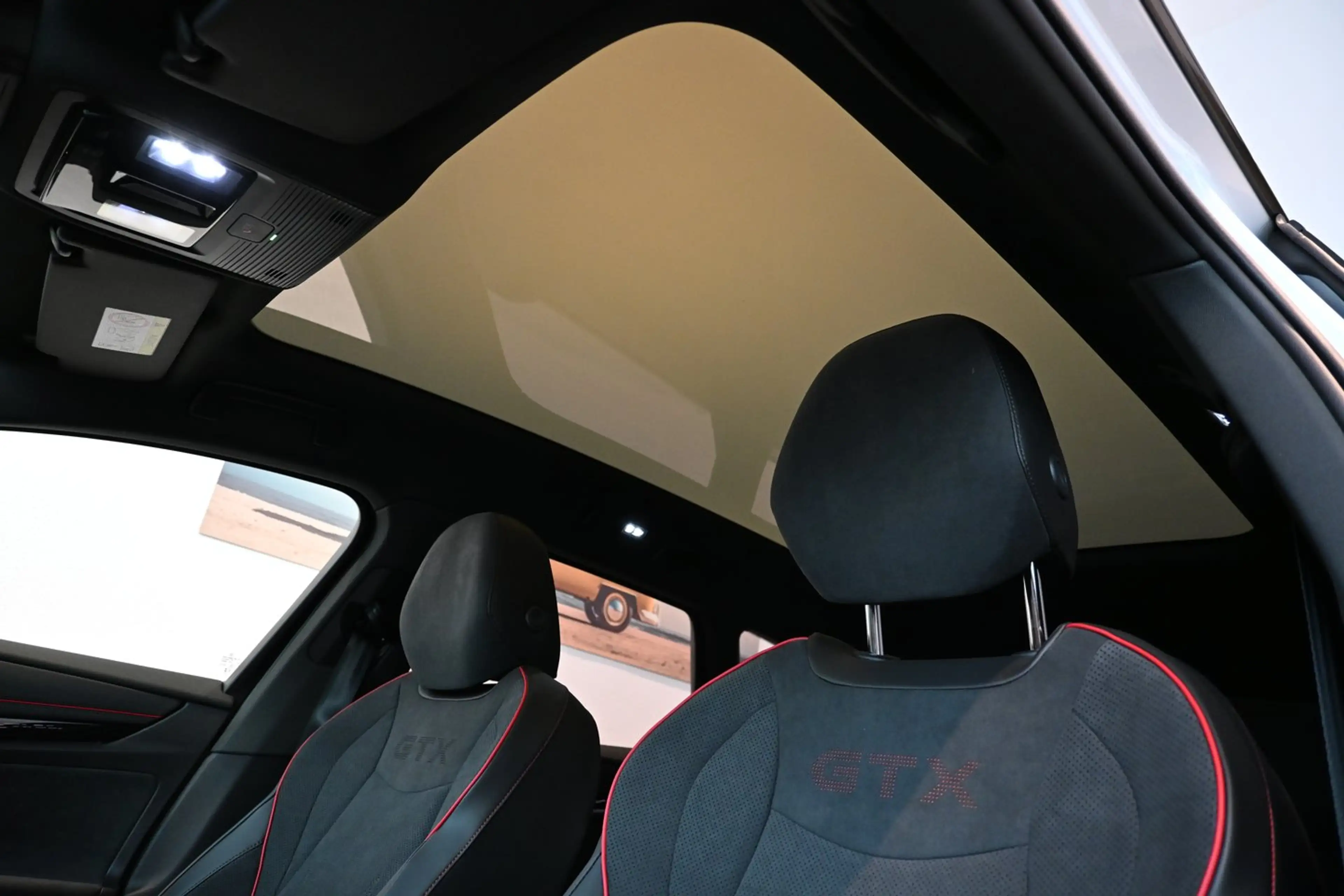 Volkswagen ID.7 Tourer GTX 4MOTION 250kW Business — photo 10