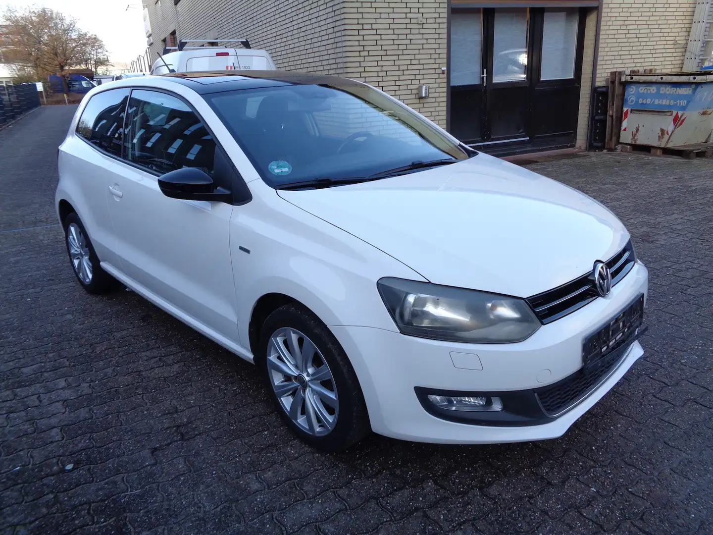 Volkswagen Polo 1.2 Match, Klima, PDC, GRA, Schiebedach Wit - 1