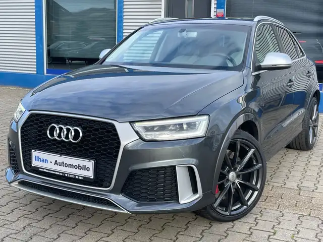Audi RS Q3 2.5 TFSI quattro*LED*PANO*LEDER*RCAM*BOSE*