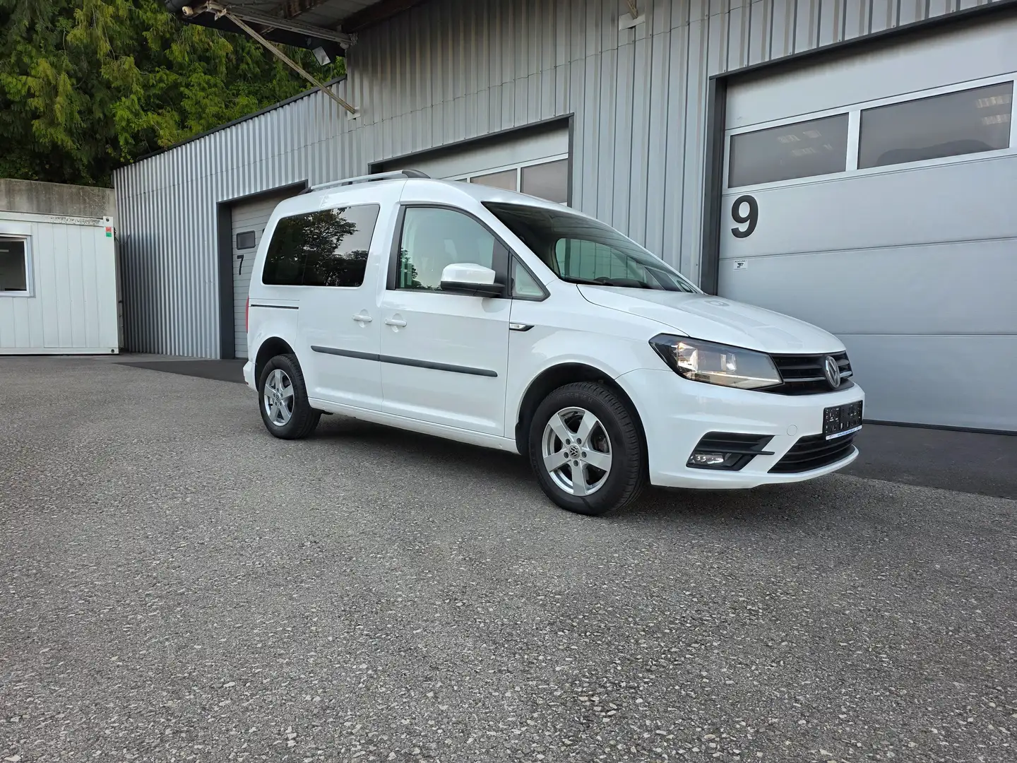 Volkswagen Caddy Weiß - 2