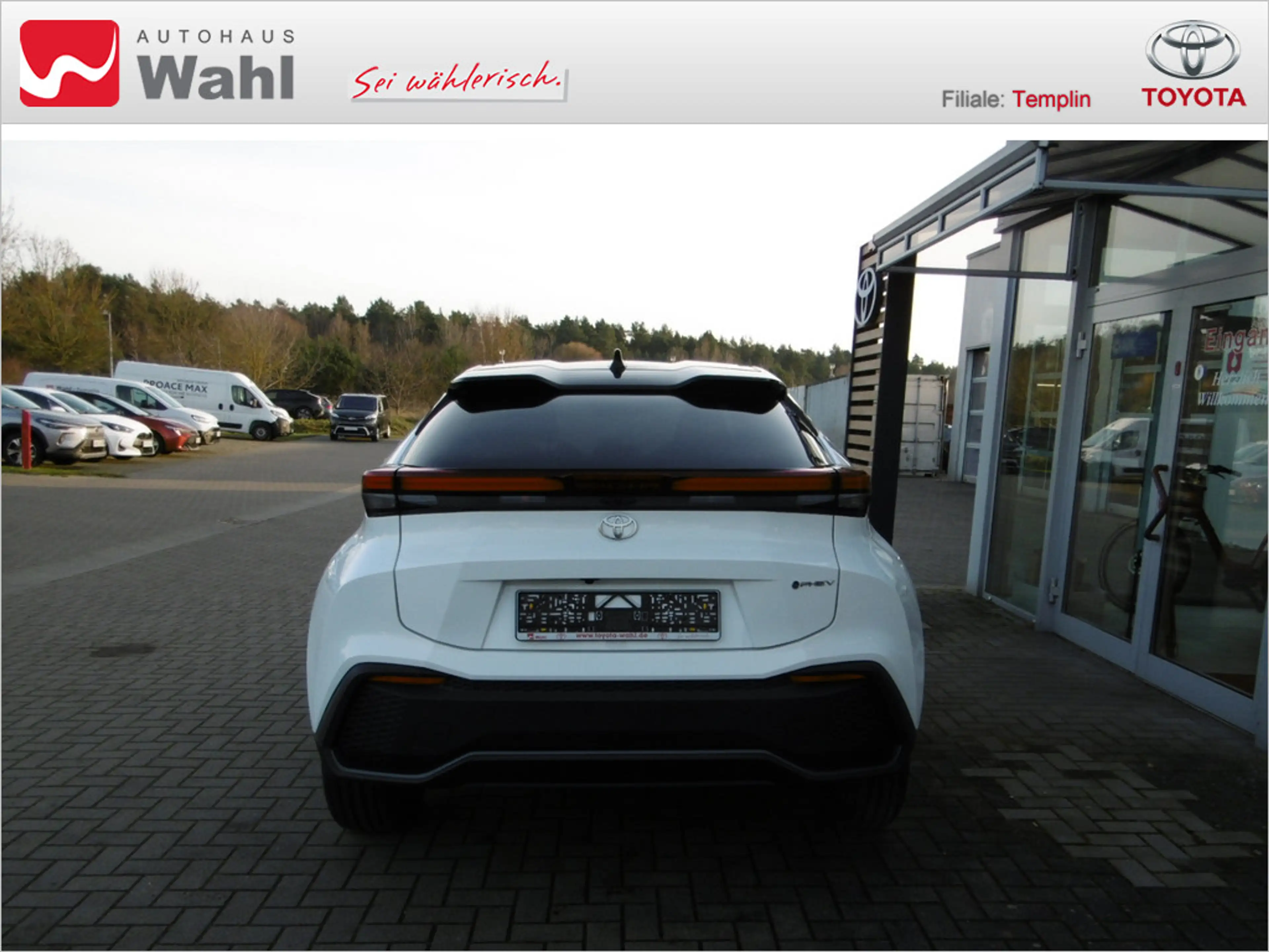 Toyota C-HR 2.0 Plug-In Hybrid FWD Teamplayer, Umweltprämie — photo 4