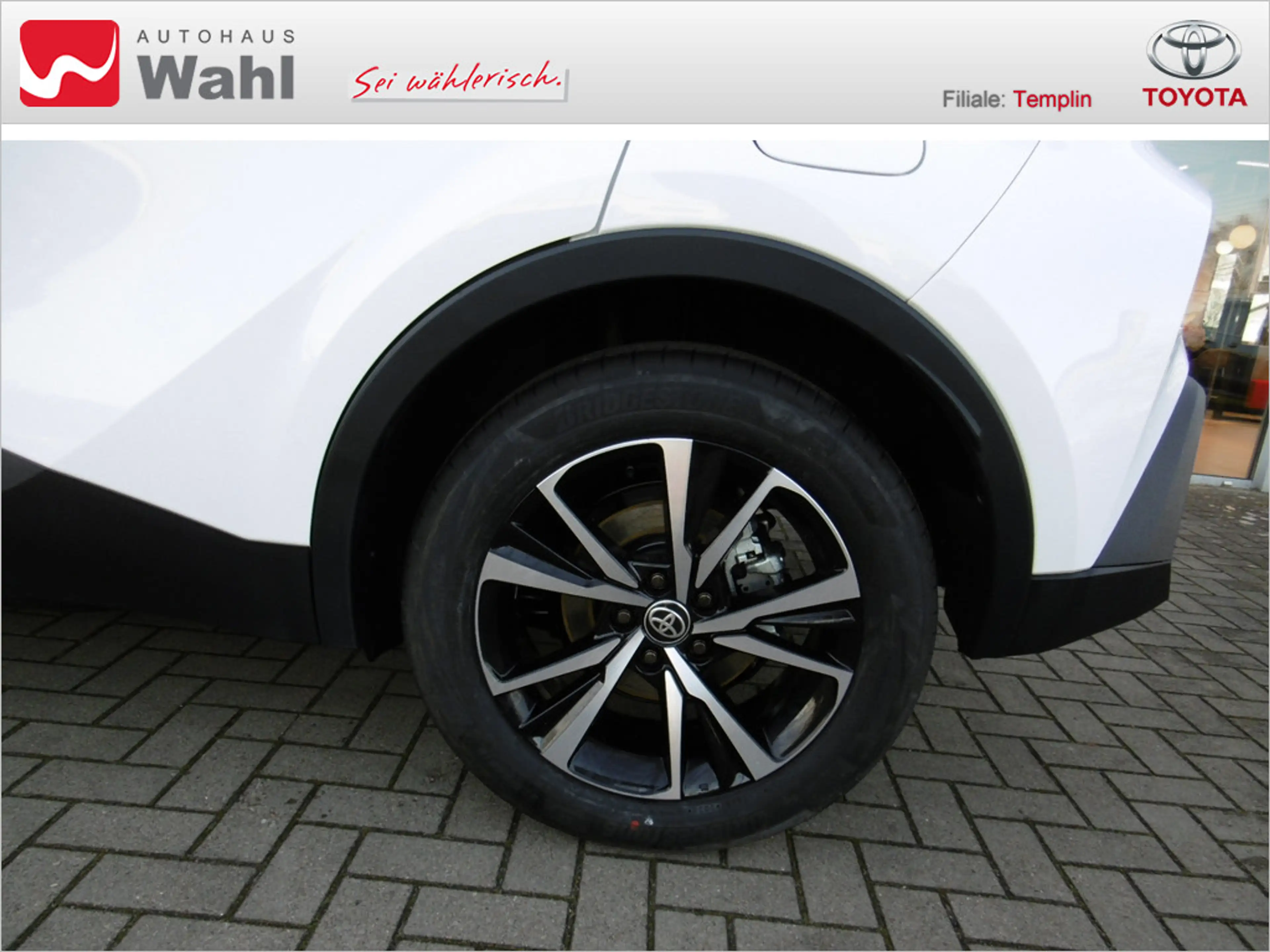 Toyota C-HR 2.0 Plug-In Hybrid FWD Teamplayer, Umweltprämie — photo 13