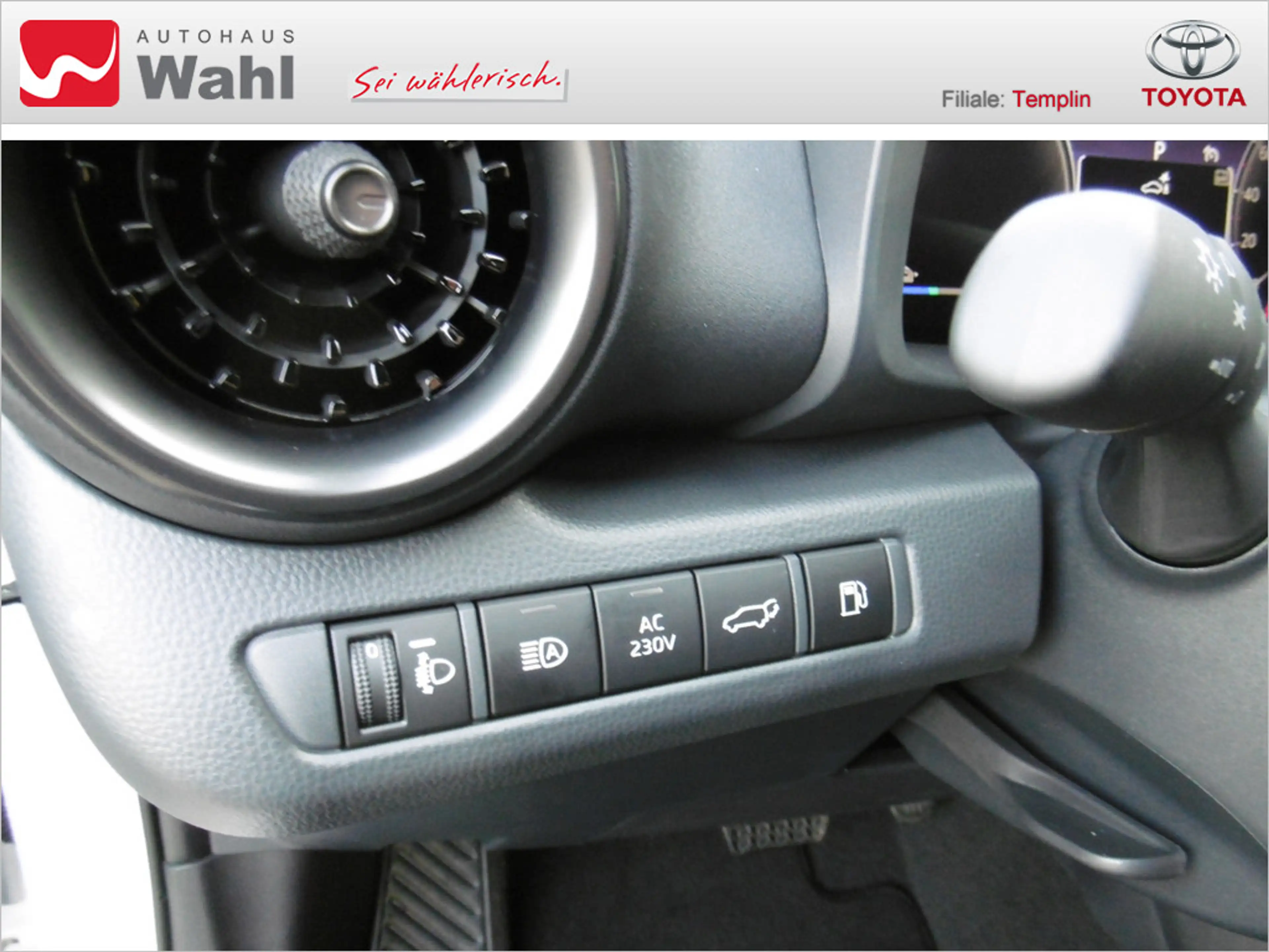 Toyota C-HR 2.0 Plug-In Hybrid FWD Teamplayer, Umweltprämie — photo 8