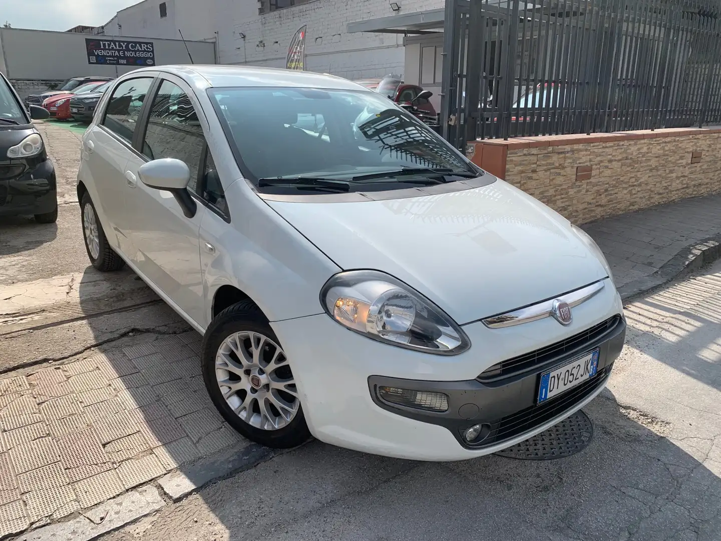 Fiat Punto Evo 5p 1.4 Active Gpl 77cv Bianco - 1