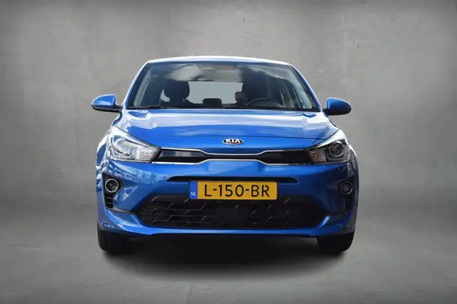 Kia Rio view 8