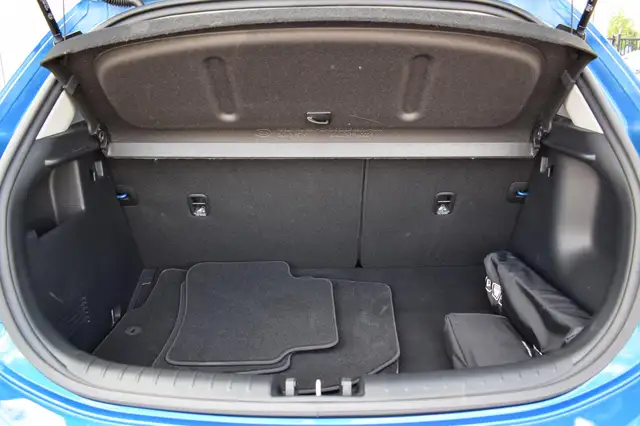 Kia Rio view 7