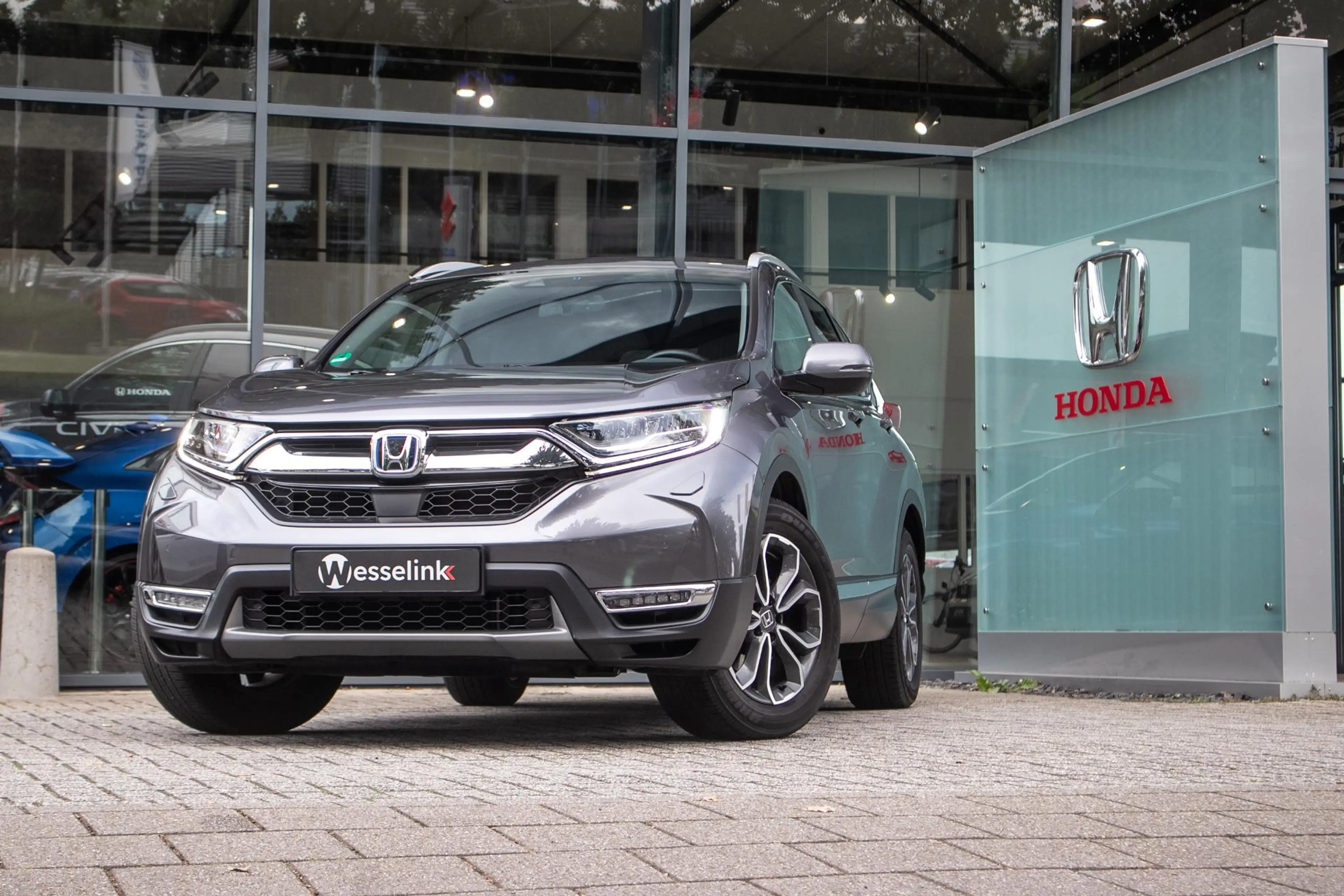 Honda CR-V 2.0 Hybrid Lifestyle — photo 13
