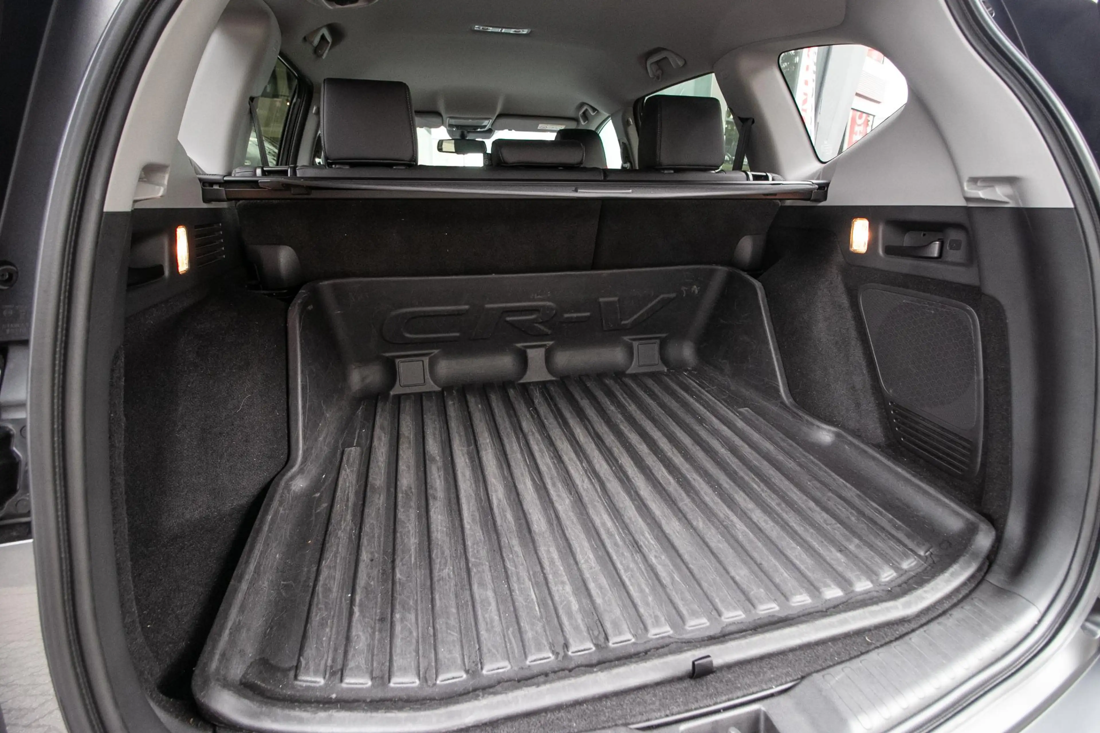 Honda CR-V 2.0 Hybrid Lifestyle — photo 10