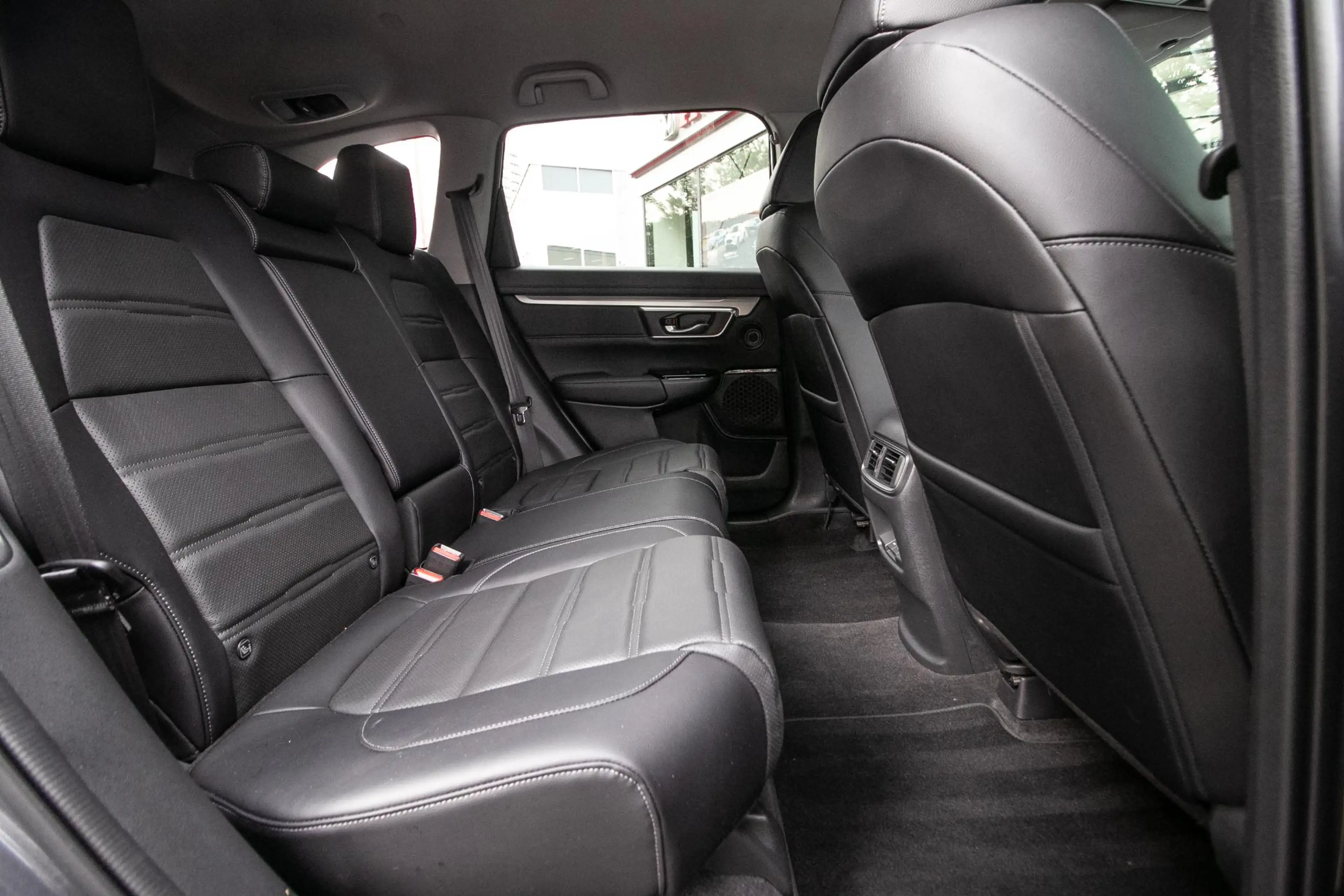 Honda CR-V 2.0 Hybrid Lifestyle — photo 8