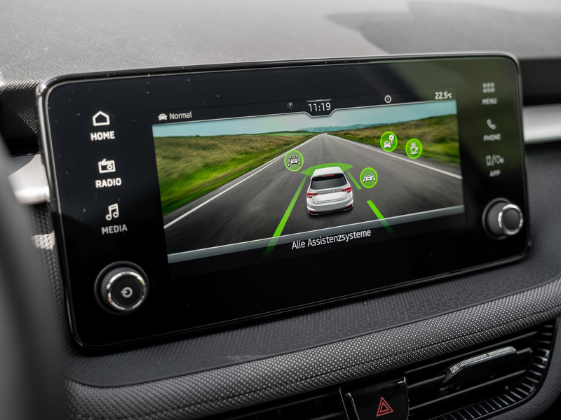 Skoda Fabia Selection 1.0 TSI Kam. Navi KeyLess KlimaA — photo 15