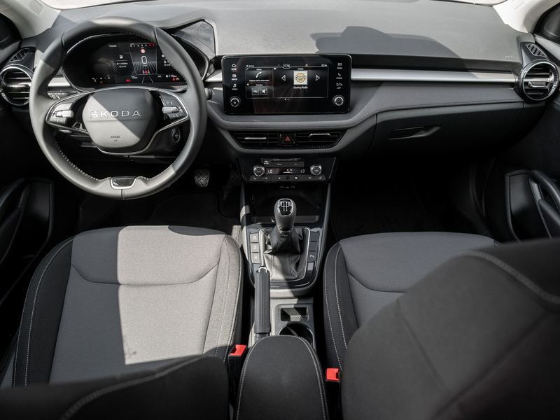 Skoda Fabia Selection 1.0 TSI Kam. Navi KeyLess KlimaA — photo 9