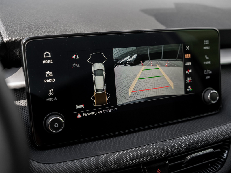 Skoda Fabia Selection 1.0 TSI Kam. Navi KeyLess KlimaA — photo 13