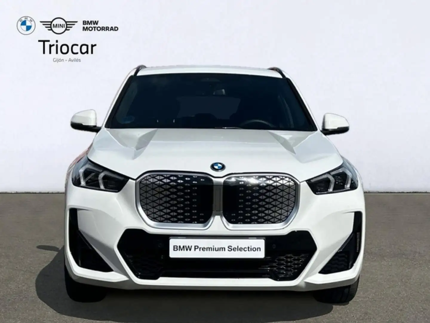 BMW iX1 eDrive20 Blanc - 2