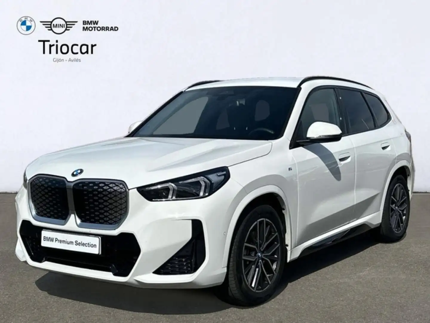 BMW iX1 eDrive20 Blanc - 1