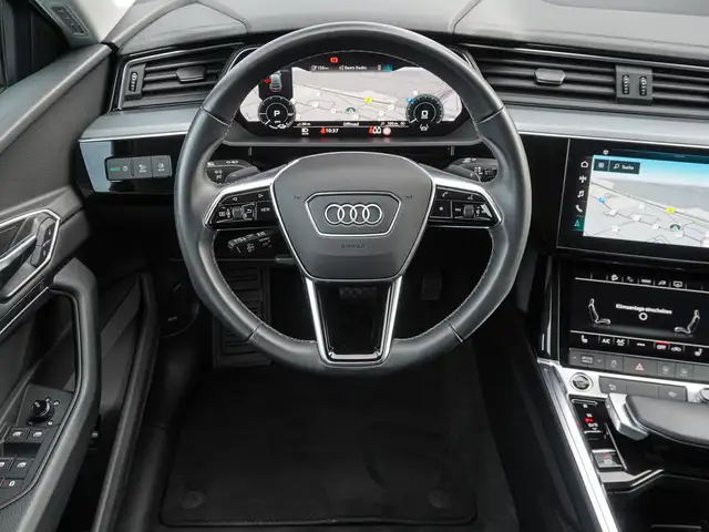 Audi Q8 E-Tron view 11