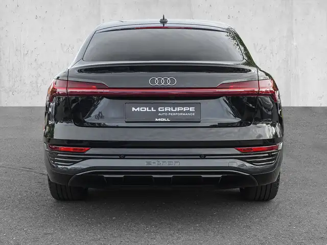 Audi Q8 E-Tron view 6