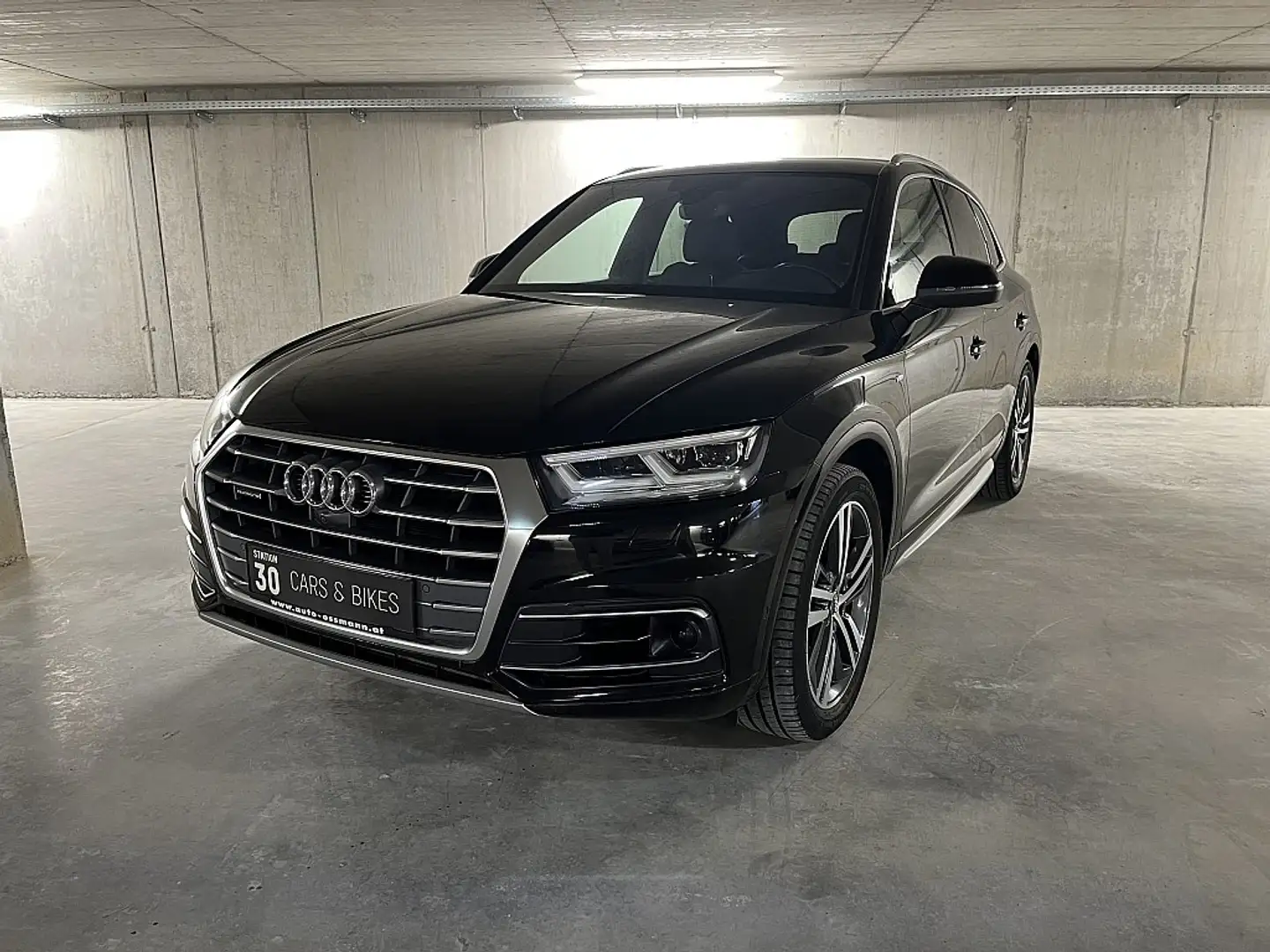 Audi Q5 3.0 TDI quattro S-Line AUT. Schwarz - 1