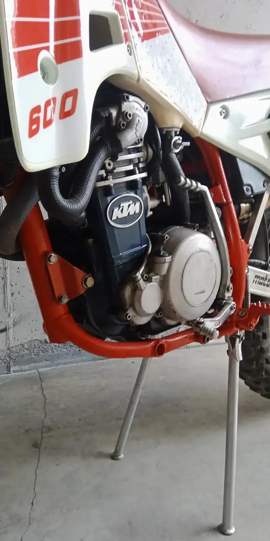 KTM 600 LC 4 Regolarità Bílá - 2