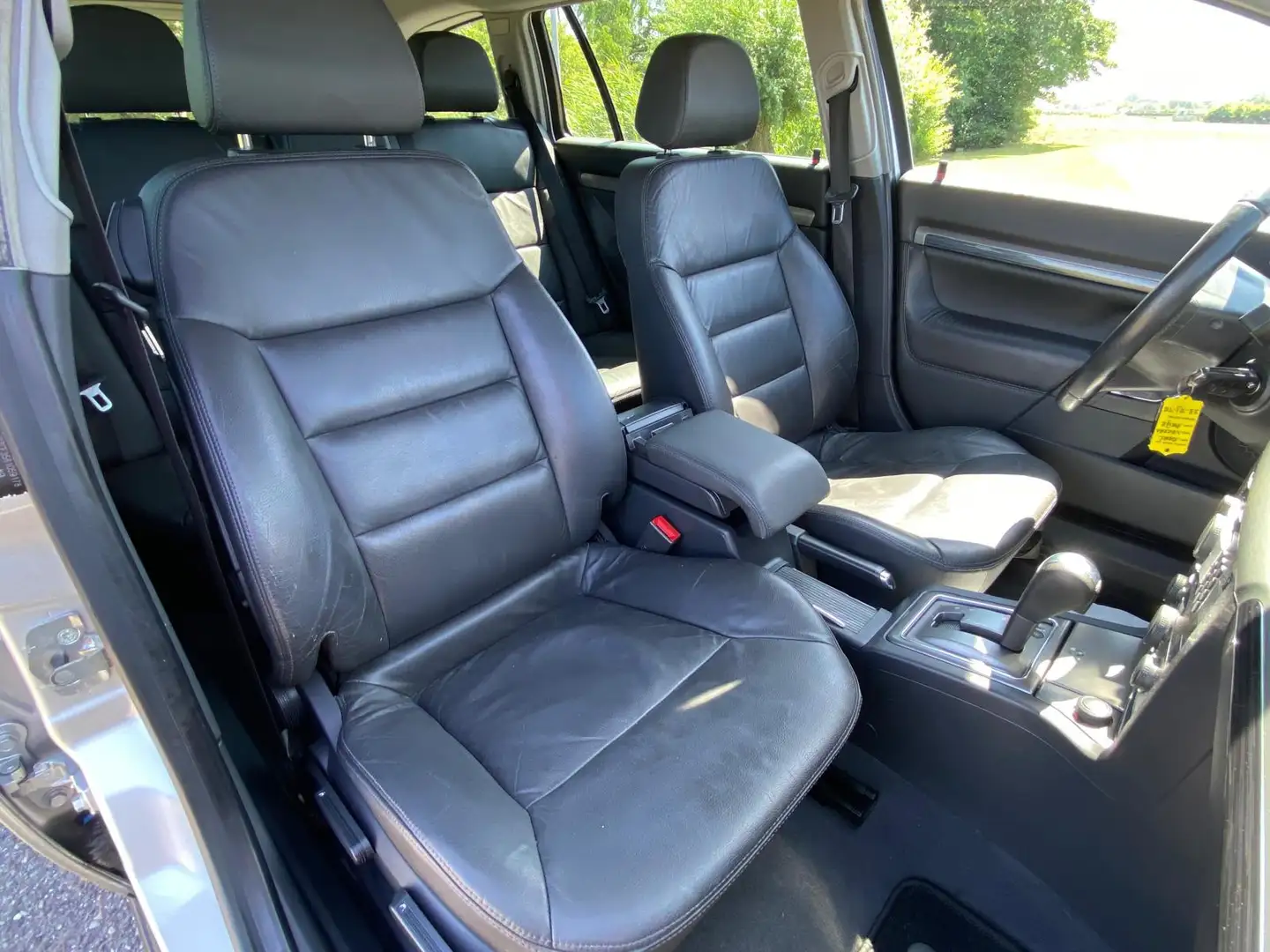 Opel Vectra Wagon 2.2-16V Executive Automaat Leder-INT NAVI 15 Grijs - 2