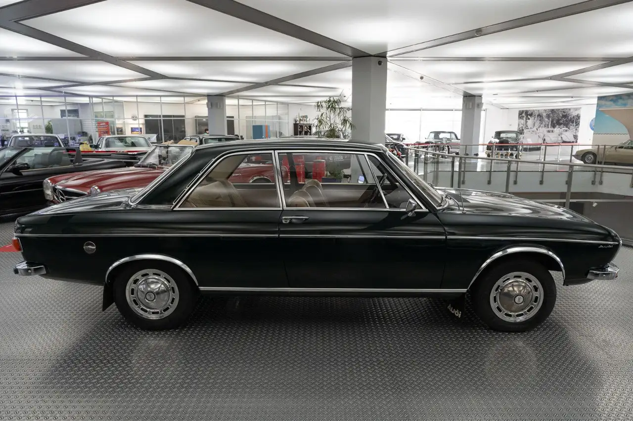 Audi 100 LS, foto 4