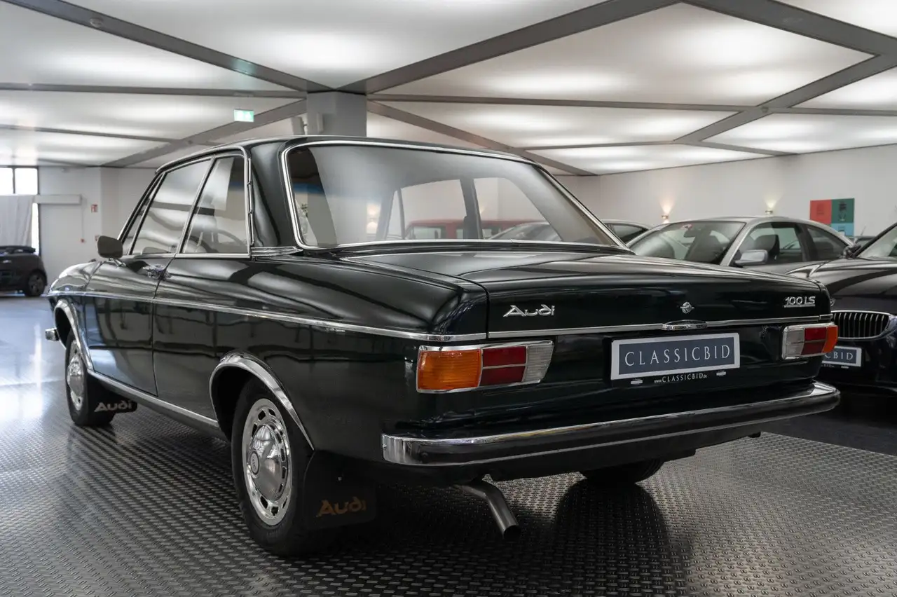 Audi 100 LS, foto 7