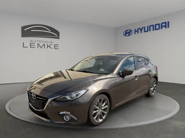 Mazda 3 LIMOUSINE 2.0 SPORTS-LINE - NAVIGATION - HEAD UP - SITZHEIZUNG - UVM