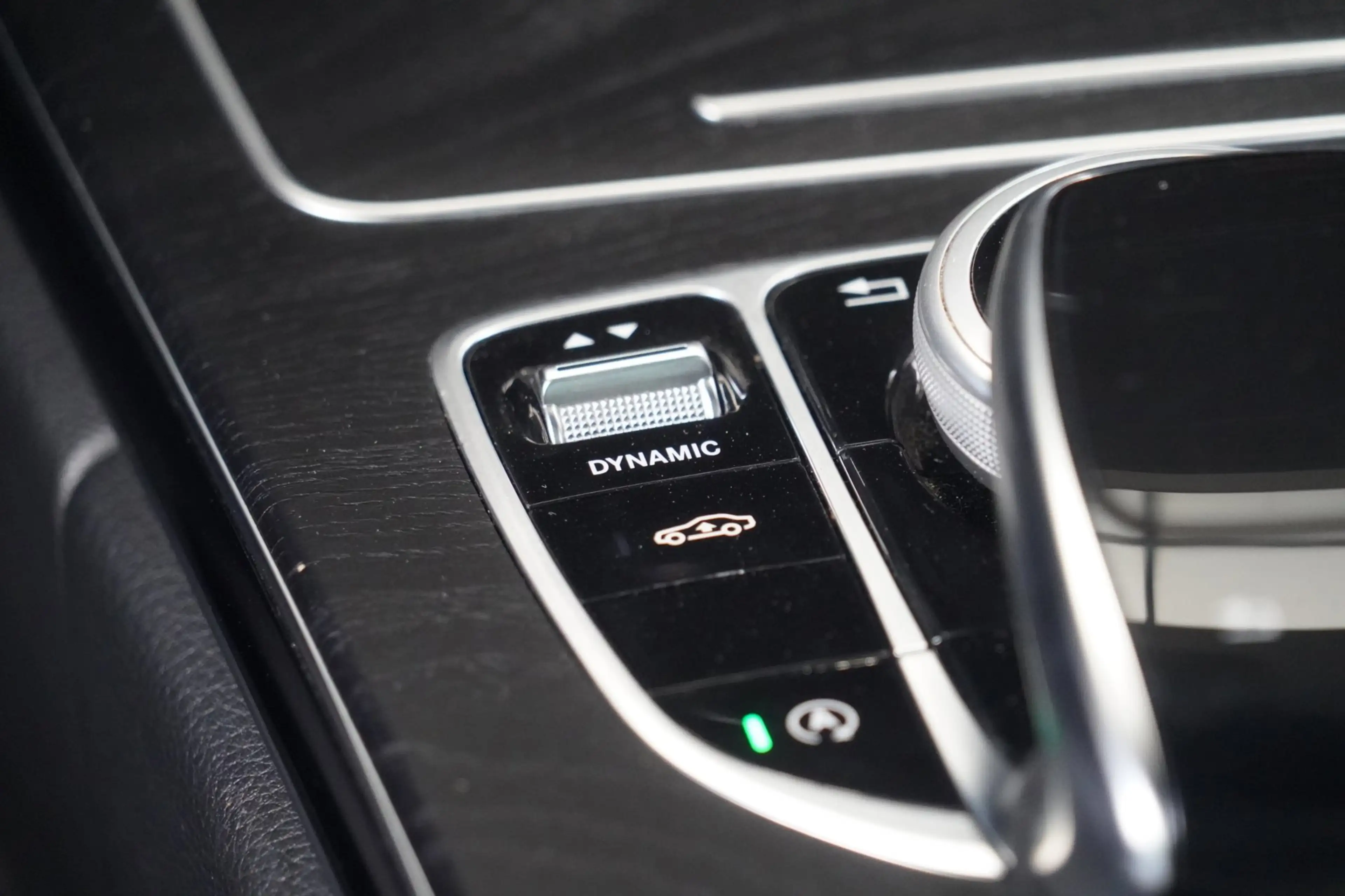 Mercedes-Benz C 400 Estate 4MATIC Premium Plus Pack AMG / Pano / Burme — photo 15