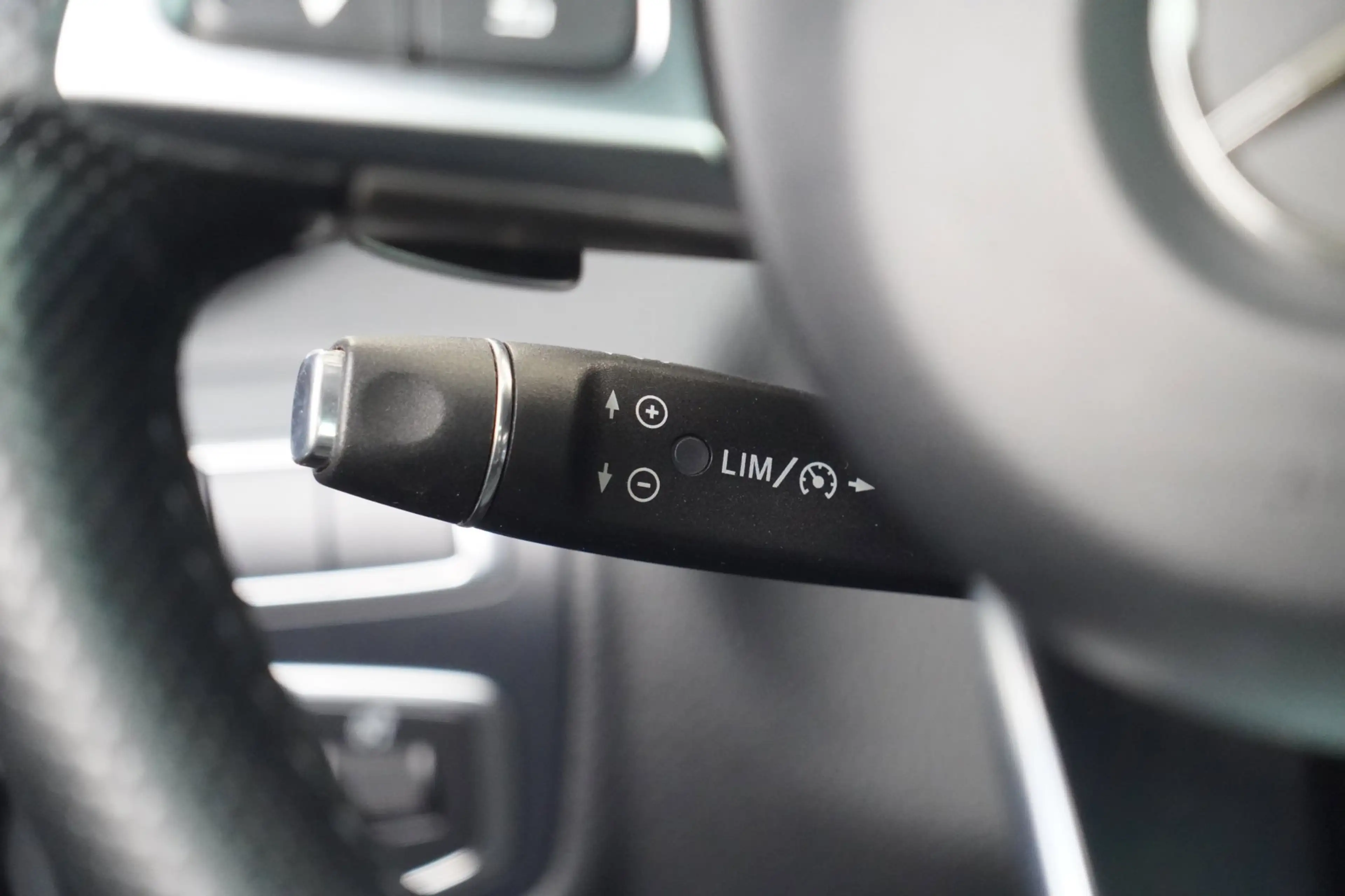 Mercedes-Benz C 400 Estate 4MATIC Premium Plus Pack AMG / Pano / Burme — photo 18