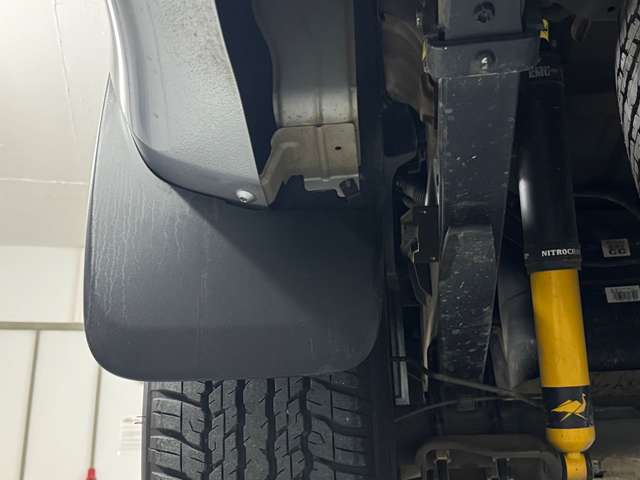 Isuzu D-Max Double Cab 4WD 6 A/T LS *OME Fahrwerk*