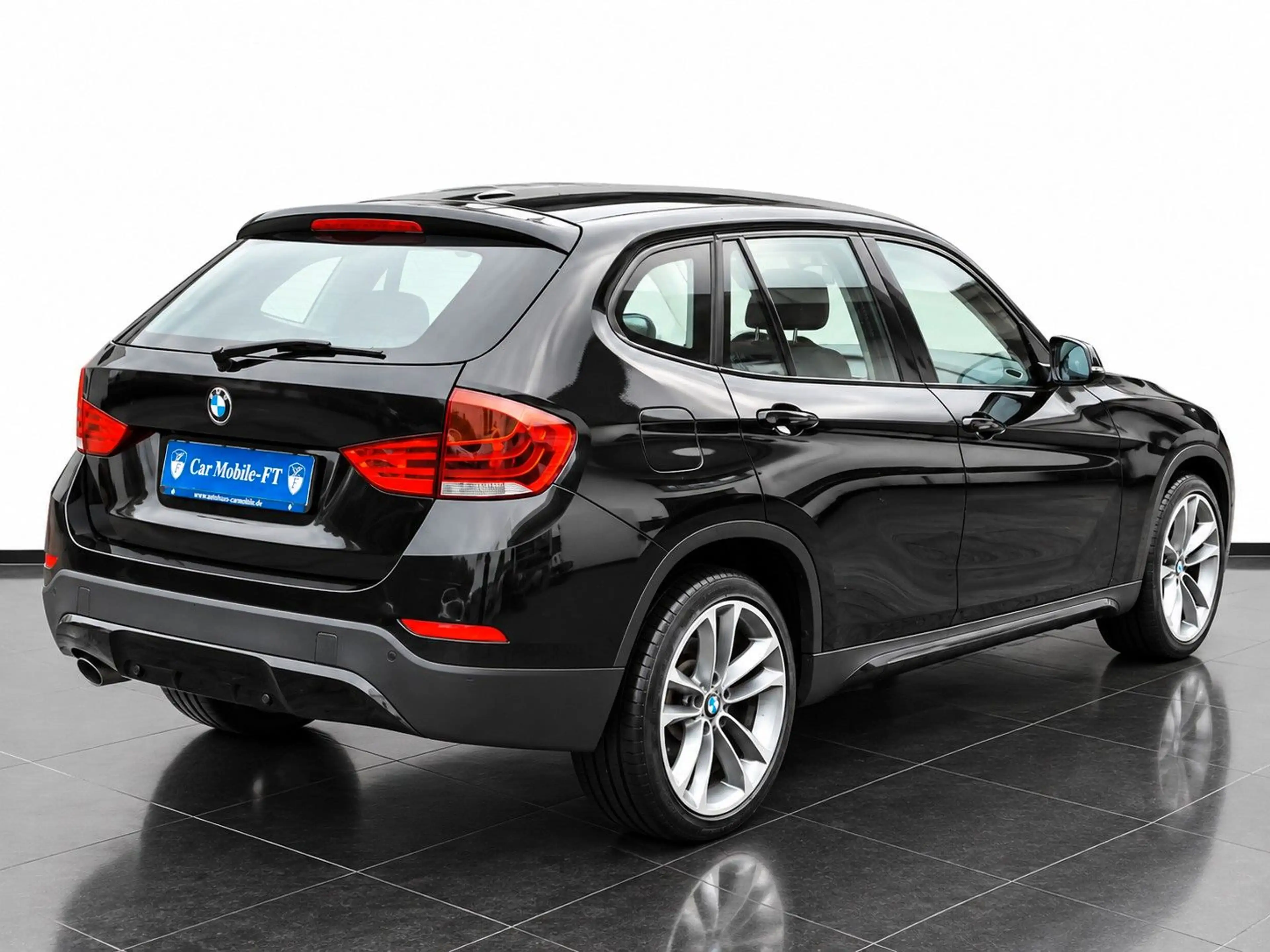 BMW X1 sDrive 20 d*1HD*AUTOMATIK*LEDER*PANORAMADACH* — photo 4