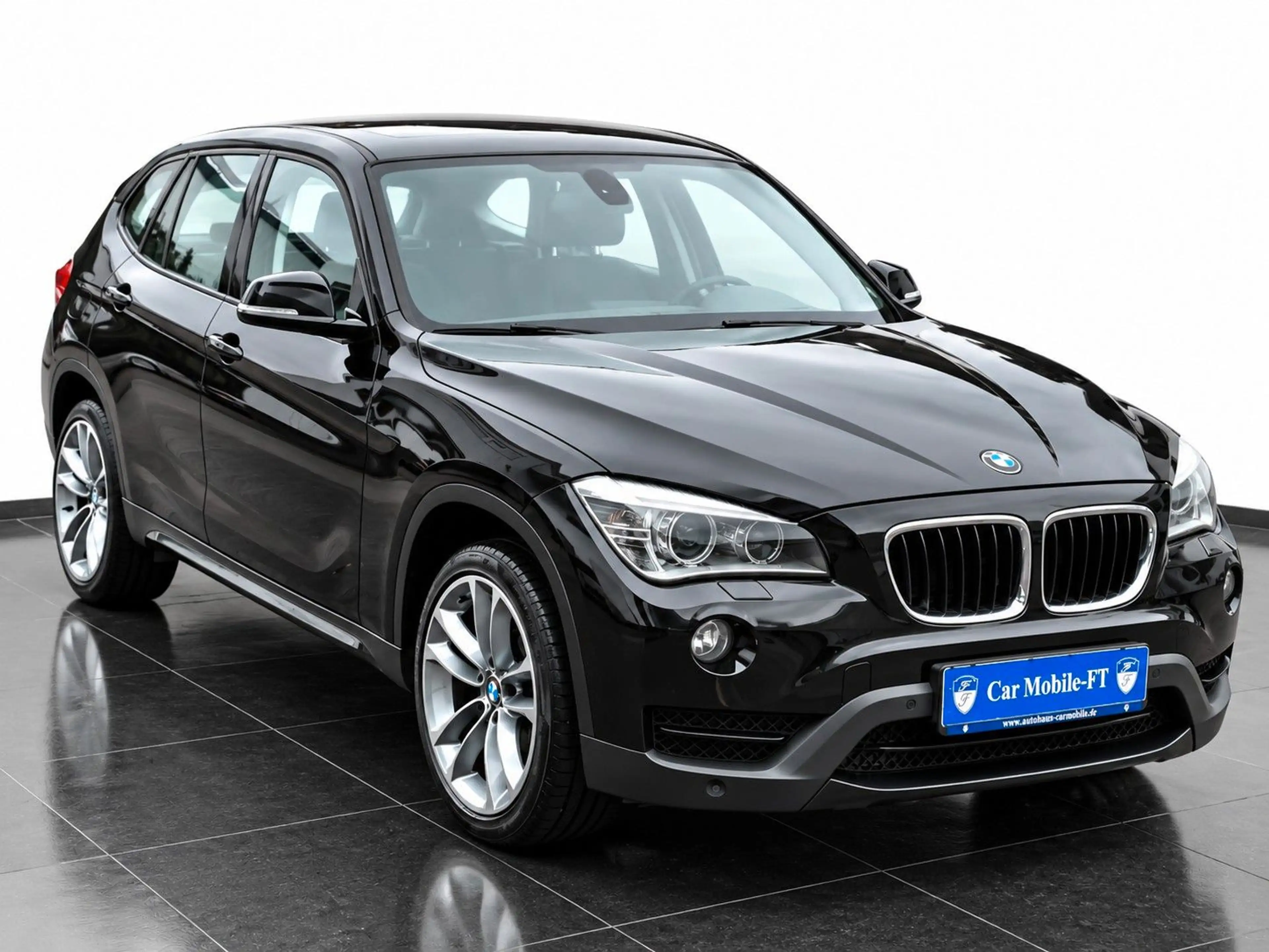 BMW X1 sDrive 20 d*1HD*AUTOMATIK*LEDER*PANORAMADACH* — photo 3