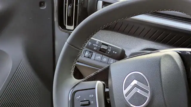 Citroen C3 view 12