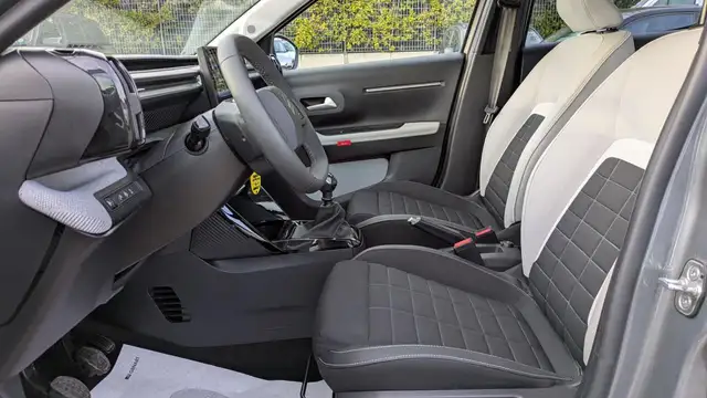 Citroen C3 view 14
