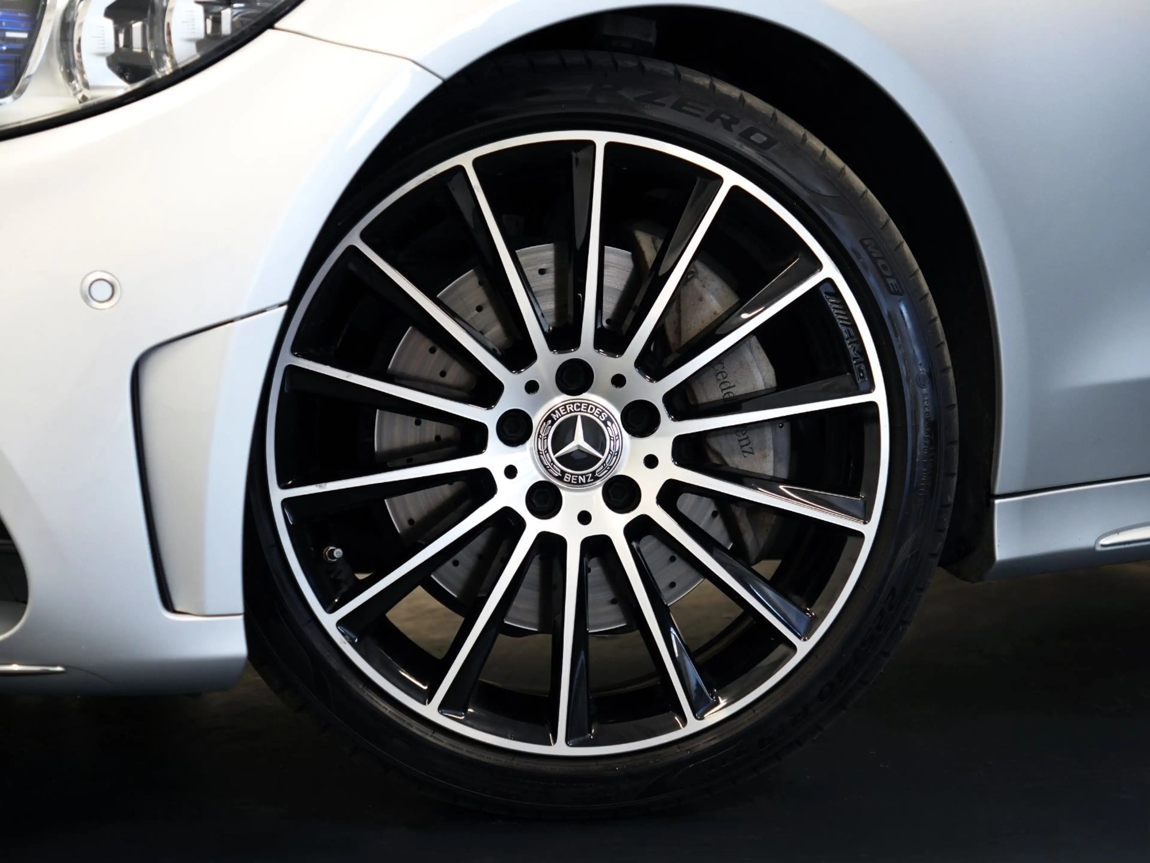 Mercedes-Benz C 300 AMG-LINE VIRTUAL/PANO/BURMESTER/360°/ACC — photo 10
